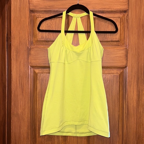 266. Lululemon Scoop Me Up Tank - Picture 3 of 6